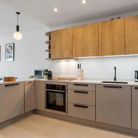 Apartament Sunny Getaway With Pool In - Ref M54 Marbella