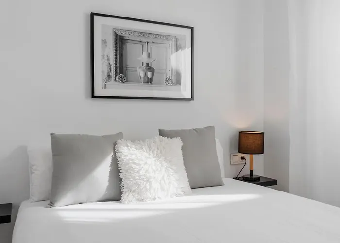 Lägenhet Sunny Getaway With Pool In - Ref M54