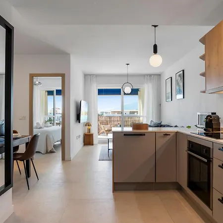 Sunny Getaway With Pool In - Ref M54 Lejlighed *