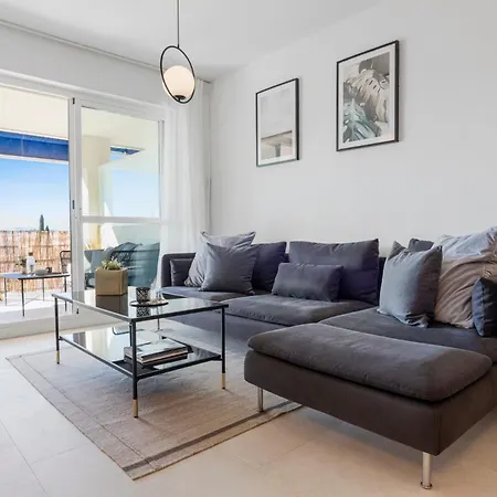 Apartment Sunny Getaway With Pool In - Ref M54 *