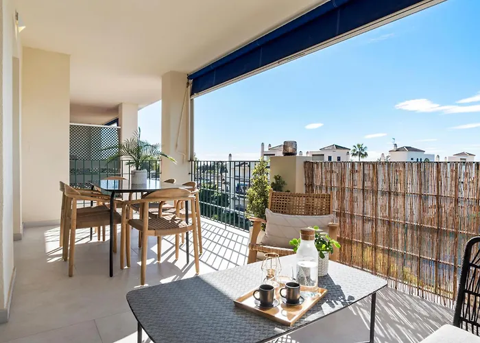 Sunny Getaway With Pool In - Ref M54 Daire Marbella